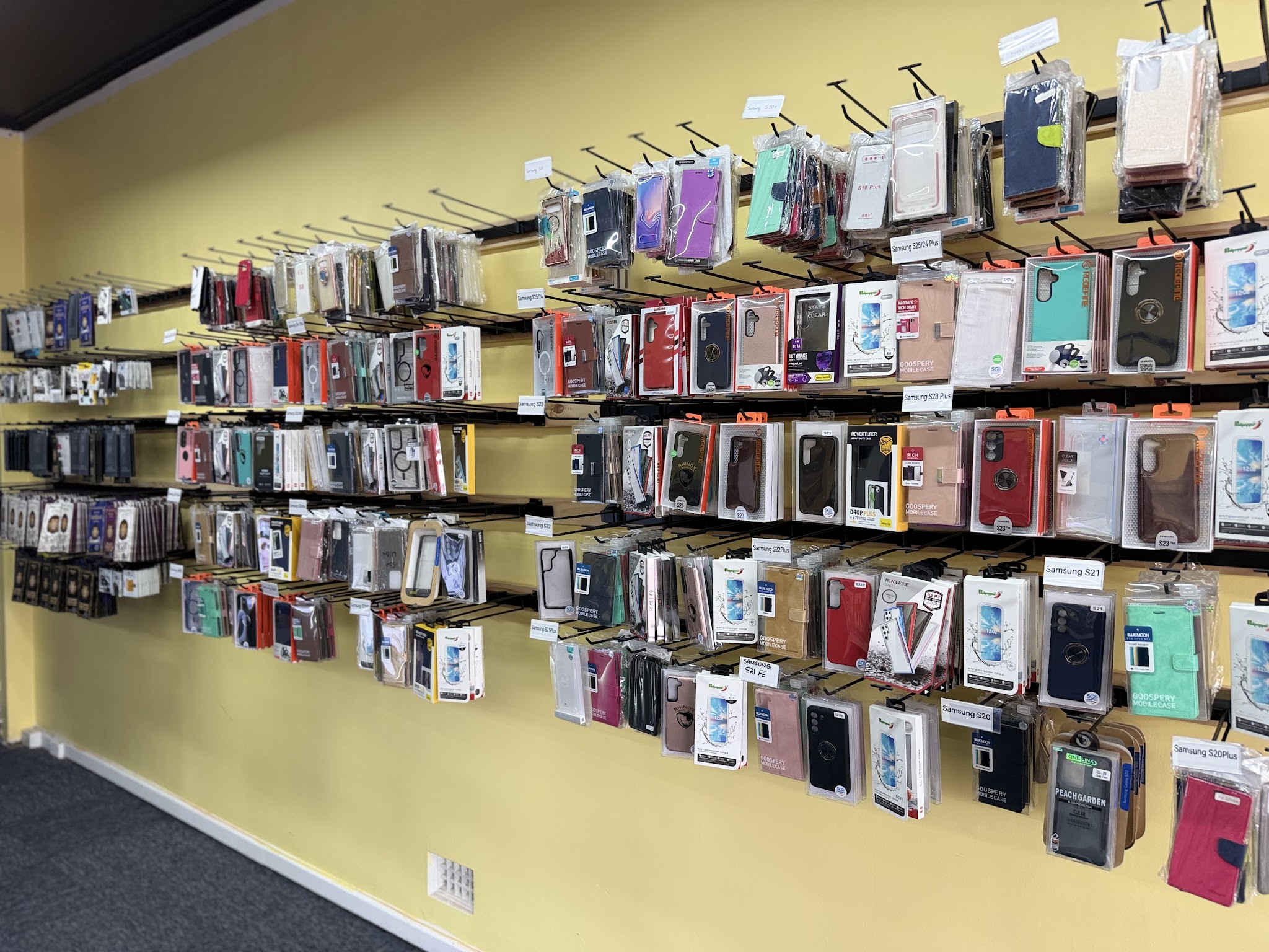 Rows of cases for Samsung and more